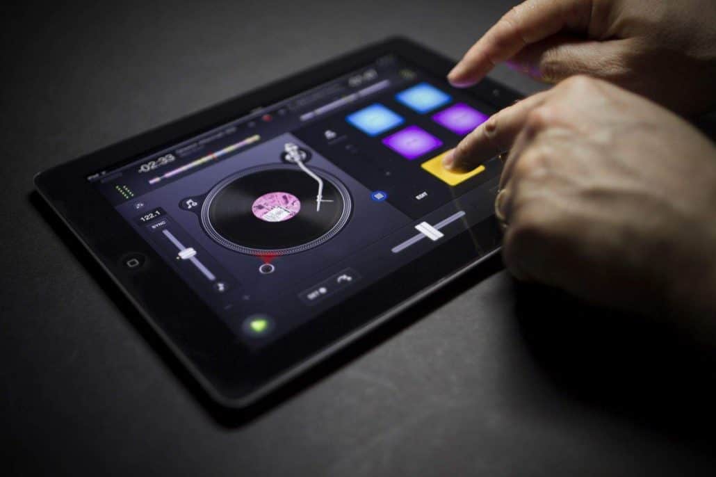 How to DJ on iPad Full Tutorial on DJing with iPad Apps in 2023